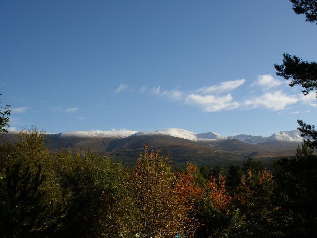 Cairngorm Lodge Youth Hostel Loch Morlich Exterior foto